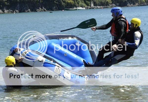 www.somoaventura.com Sitio oficial del rafting en Cantabria. Deportes de aventura y turismo activo. Descenso de Barrancos, Alojamiento en Cantabria, Apartamentos en Santander