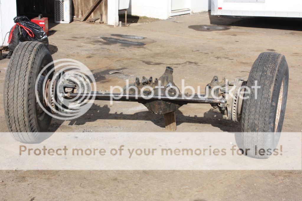 High pinion Dana 44 W/60 outers & Detroit Locker Pirate 4x4