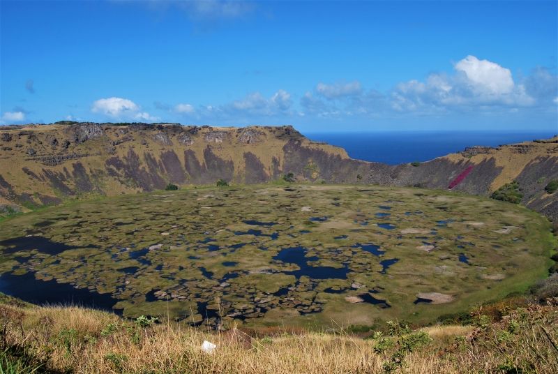 DEL ALTIPLANO A RAPA NUI- RUTA POR SUDAMERICA EN SOLITARIO - Blogs de America Sur - ISLA DE PASCUA- RANO KAU - ORONGO (1)