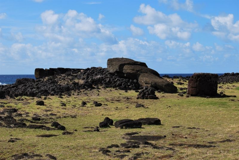 ISLA DE PASCUA- ANAKENA- OVAHE Y EL OMBLIGO DEL MUNDO - DEL ALTIPLANO A RAPA NUI- RUTA POR SUDAMERICA EN SOLITARIO (6)